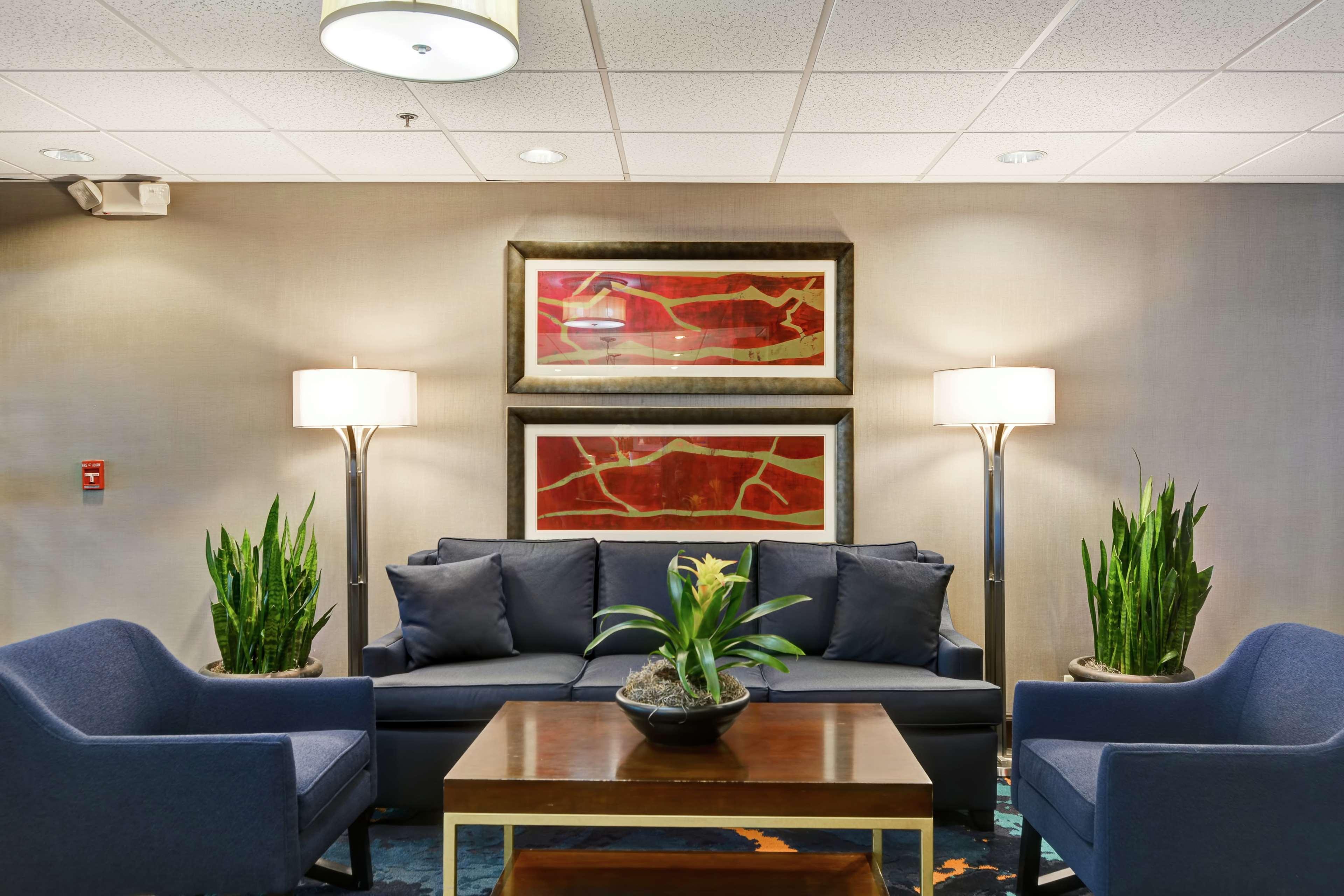 Hampton Inn Charlotte-Гастония Экстерьер фото